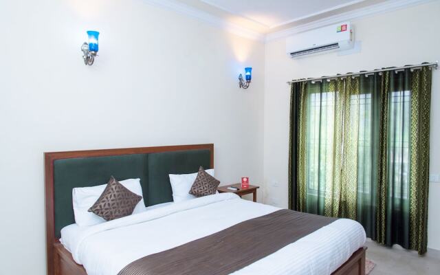 OYO 10949 Home Mount View 3BHK Villa Goverdhan Vilas