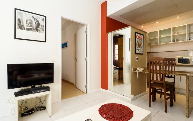 Omar do Rio - Apartamento SB704