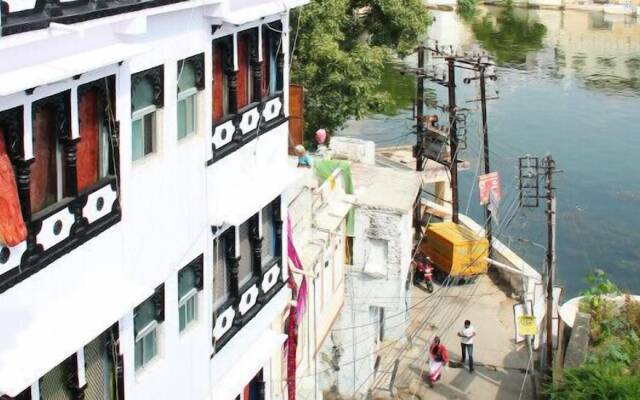 Hotel Hanuman Ghat