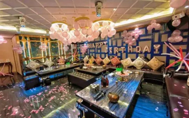 Puerman International Hotel(Dingnan)