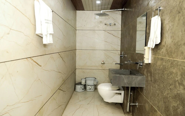 Hotel Vatika Palace Narmadapuram