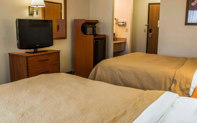 Quality Inn Durand I-69