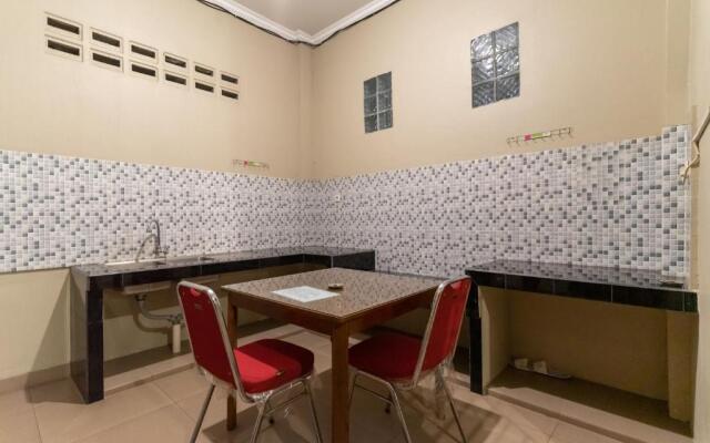 RedDoorz At Joyce Guest House Medan