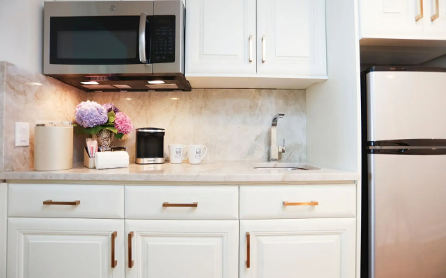 La Mer Beachfront Resort