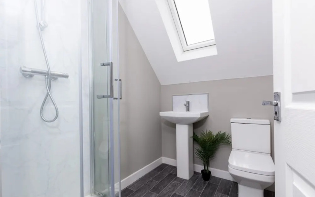 Champagne House - 3 Bedroom Townhouse