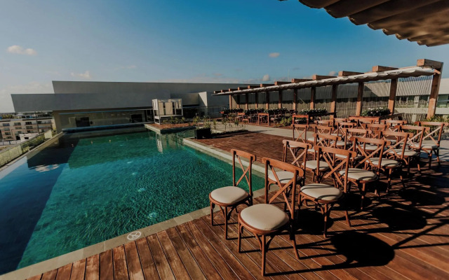 Aloft Playa Del Carmen