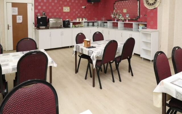 Pera City Hotel