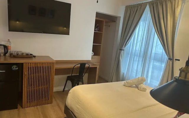 Bright & sweet unit in middle Polanco