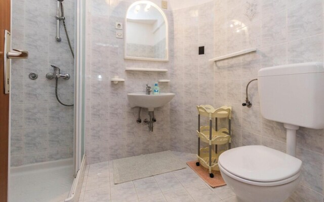 Awesome Home in Savudrija With Wifi and 2 Bedrooms