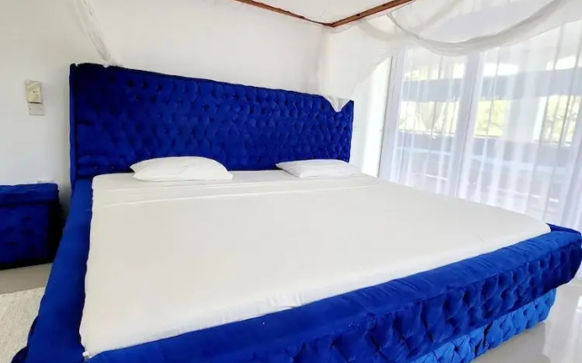 Green Malindi Apartments by RevSerene