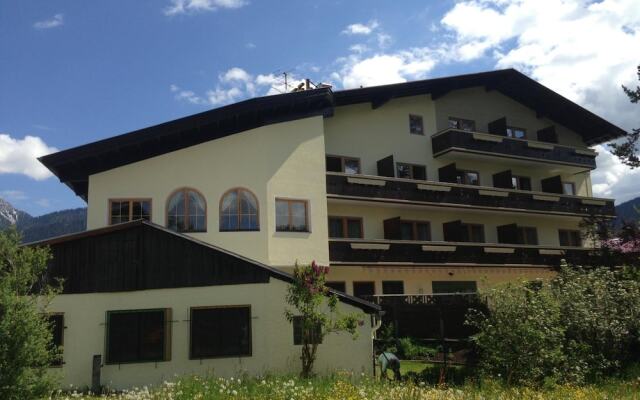 Alpenhotel Ernberg
