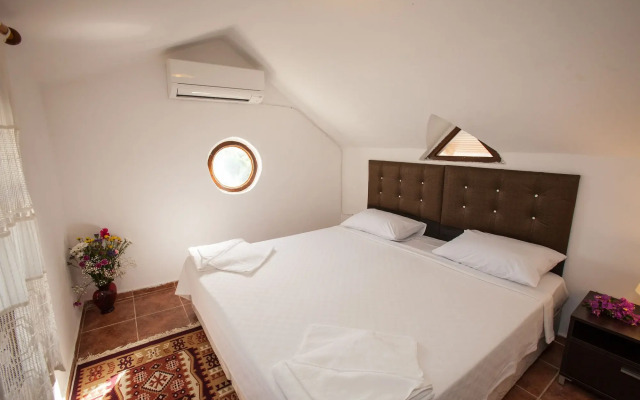 Papermoon Hotel & Apartments