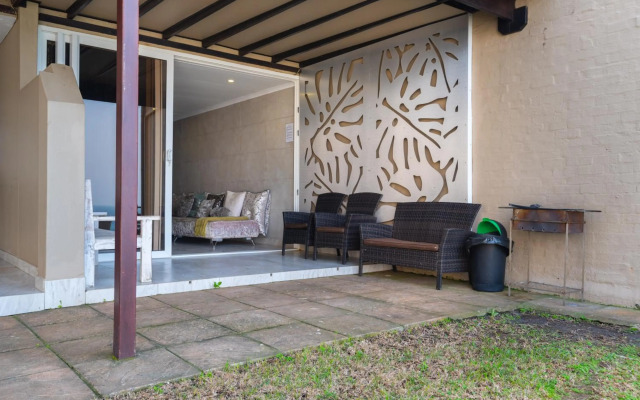 Sea front designer apartment