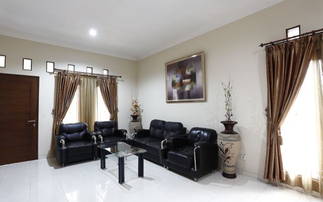 RedDoorz @ Jalan Damai