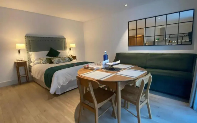 Apartamentos Turísticos La Plaza