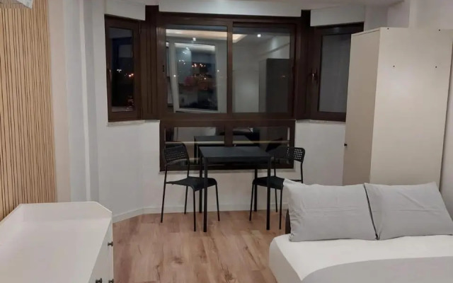 Lisbon South Bay Rooms #1