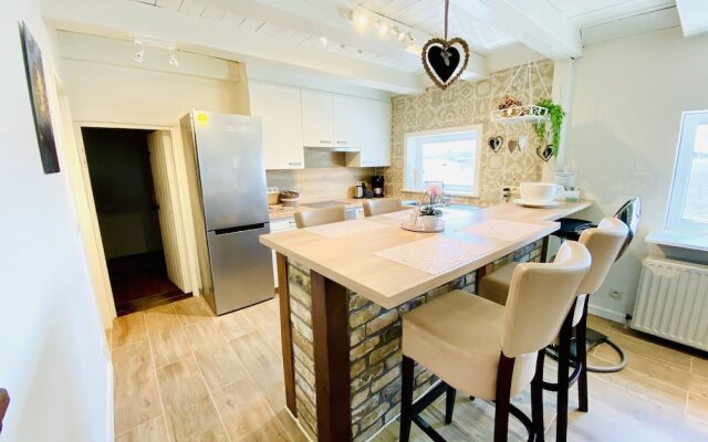 Spacious Holiday Home in Middelkerke near Belgian Coast