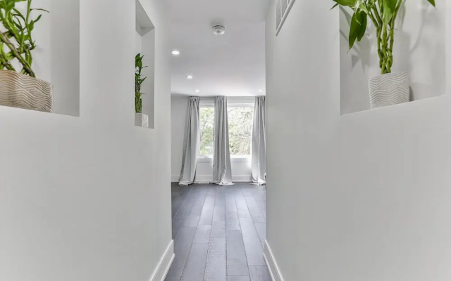 QuickStay - Classy 5brm House in Vaughan