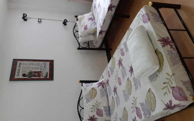 BaanSu Hostel