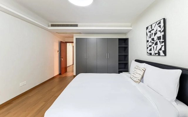 Tyms Entire bedroom Apt By Takashimaya