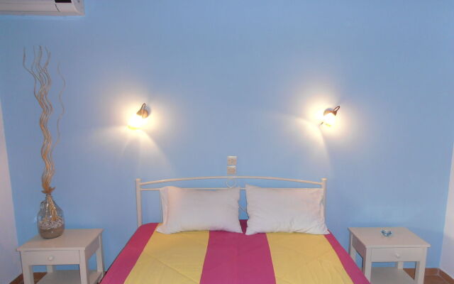 Elli Beach Apartments and Studios