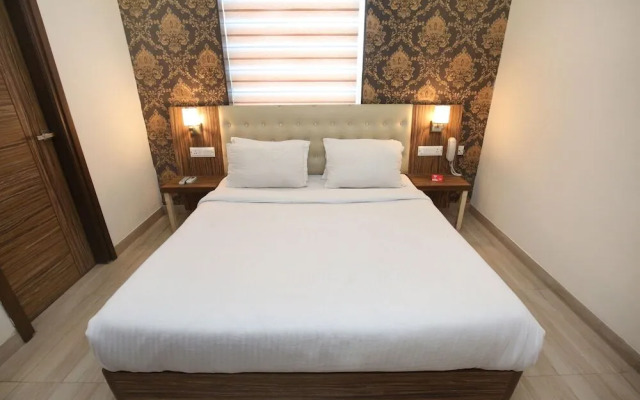 Tricity Relax Inn by OYO Rooms
