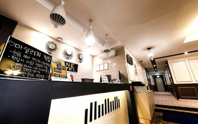 Icheon Cine Hotel