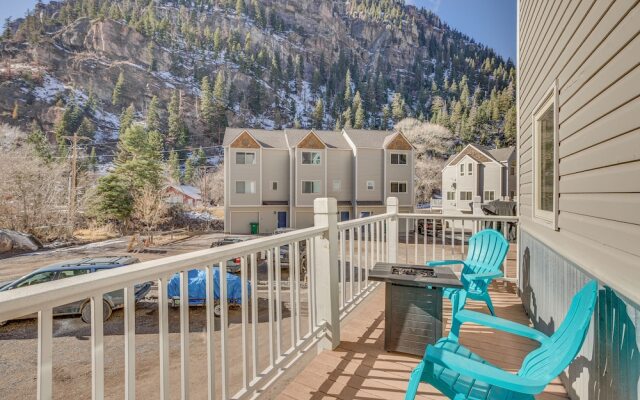 Spacious Ouray Townhome - Walk to Hot Springs!