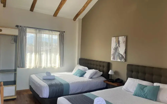 San Rocke House Hotel