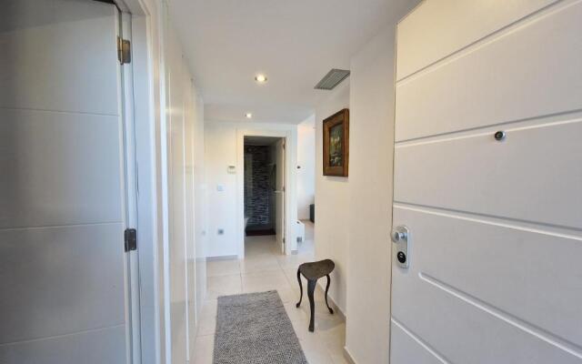 Lo Pagan Holiday House