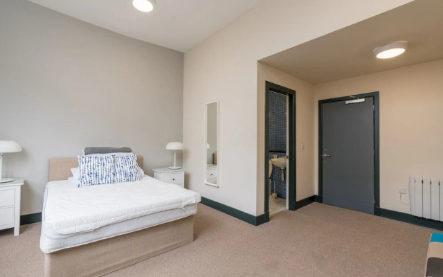 JOIVY Cosy Rooms In In Newington