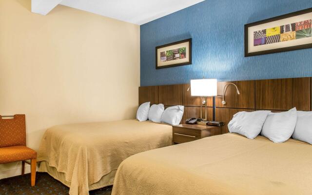 Quality Inn & Suites Middletown - Newport