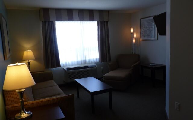 Best Western Plus Chocolate Lake Hotel