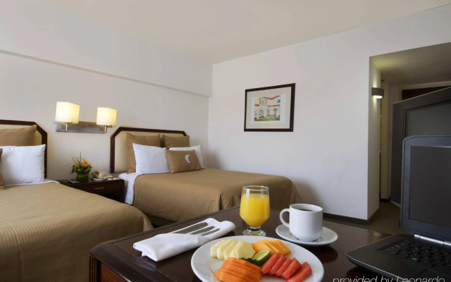 Fiesta Inn Express Chihuahua