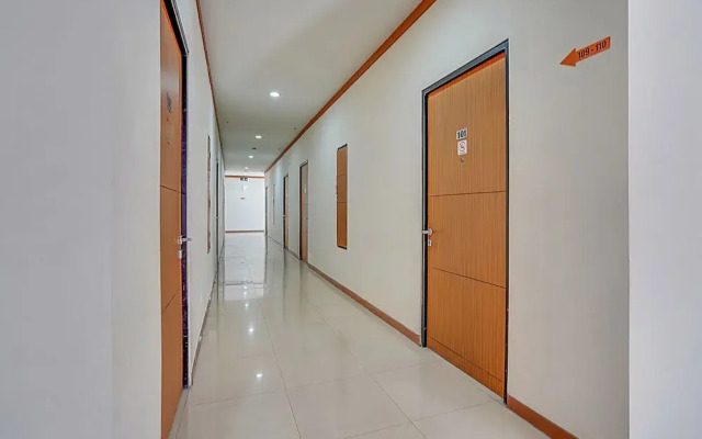 Collection O 90724 Hotel Sinar Sidoarjo