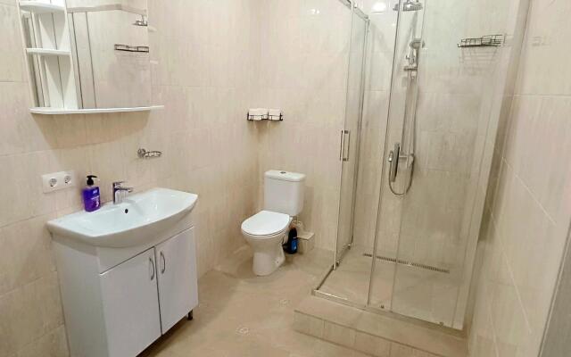 Апартаменты на улице Олега Анофриева 1 к9