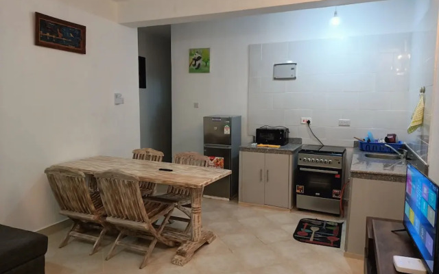 1-bedroom Apartment With Pool View, Beach Experien