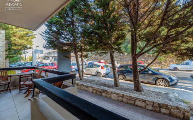 Kalamaki Mare Suites