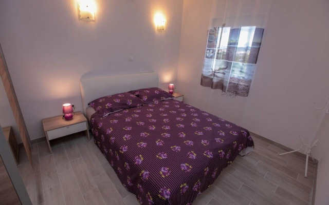 Bozi - With Pool - A5 II kat