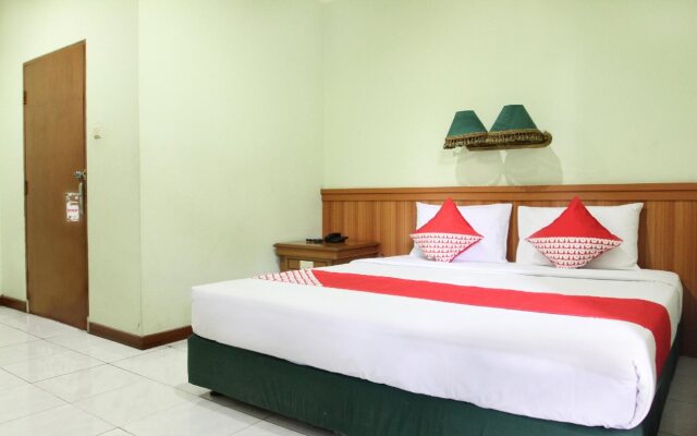 OYO 154 Griya Patria Guest House