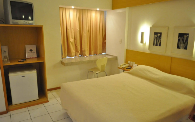 Rede Andrade Luxor Hotel