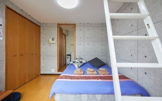 Residential Hotel Amika-F Sangenjaya 303