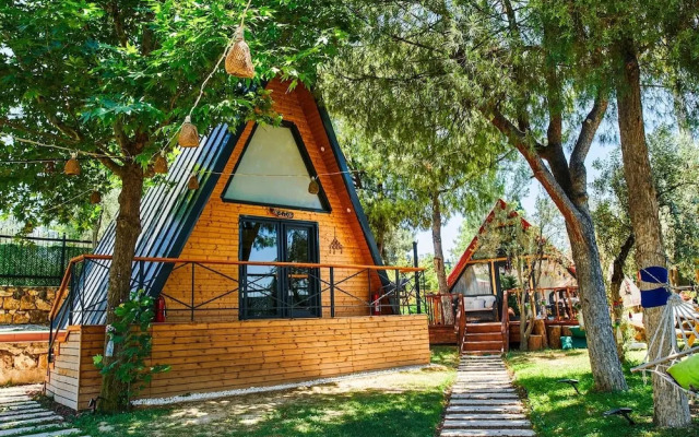 Pamukkale Apollon Garden