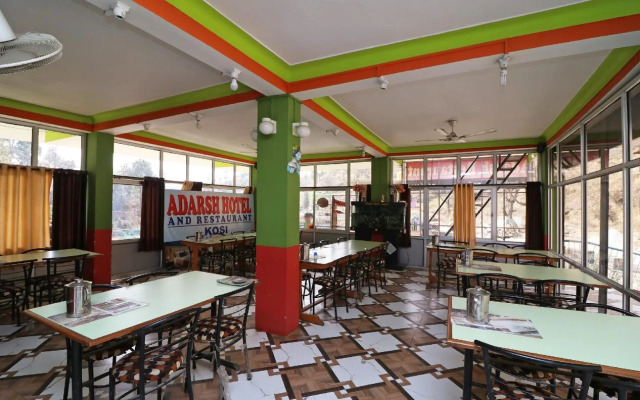S.J Hotel's by OYO Rooms