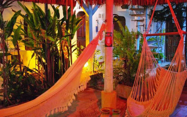 Hotel Tropicalia