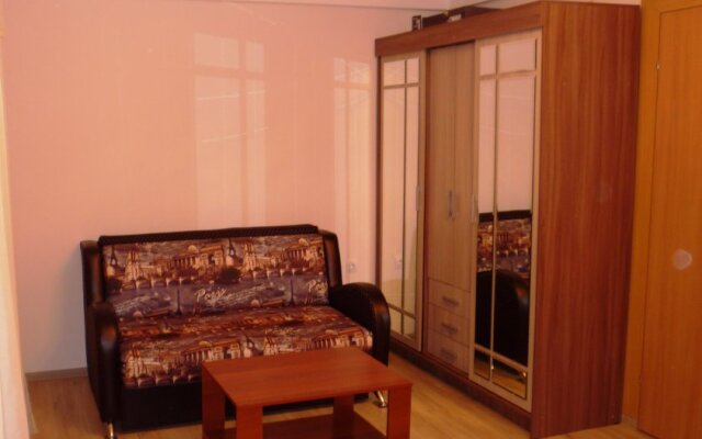 Na Leninskom Apartments