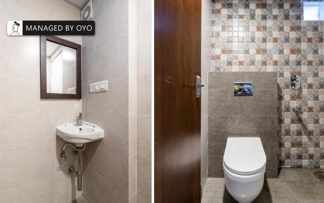 Super OYO Townhouse 1225 Chethana Inn