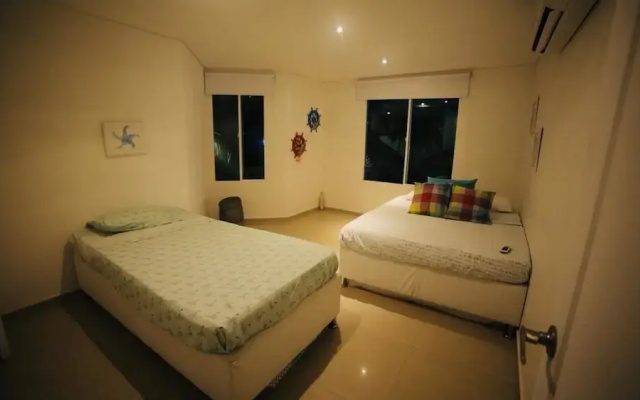 Hermosa Casa Playera