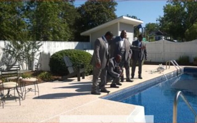 Trowell Historic Inn