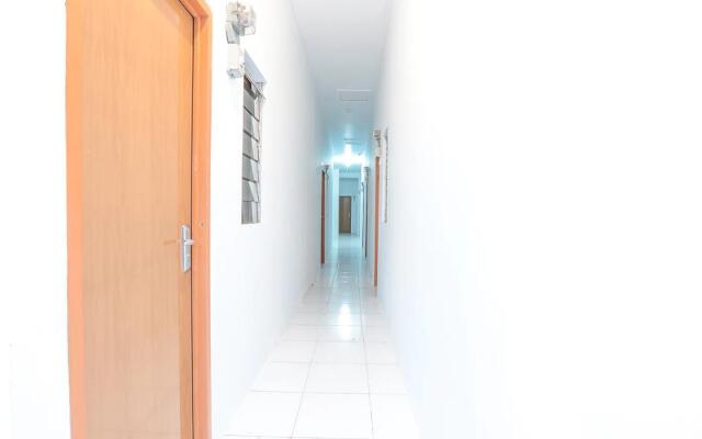 Super OYO 160 Lontar Residence